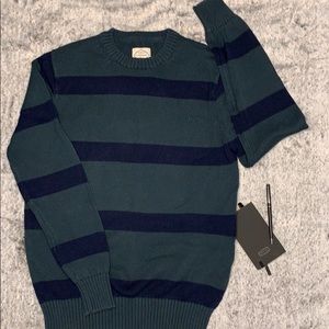 St. John’s Bay Hunter Green/Navy Crew Neck Sweater